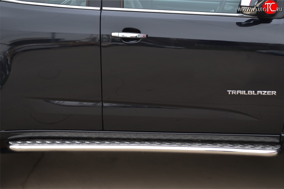 24 649 р. Широкая защита порогов SLITKOFF  Chevrolet Trailblazer  GM800 (2012-2016) дорестайлинг  с доставкой в г. Чебоксары