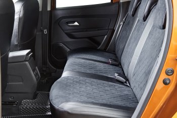 6 449 р. Чехлы для сидений Seintex Ромб Алькантара (2/3, Спорт) Ford Focus 2 хэтчбэк 5 дв. дорестайлинг (2004-2008) (Цвет: черный)  с доставкой в г. Чебоксары. Увеличить фотографию 3