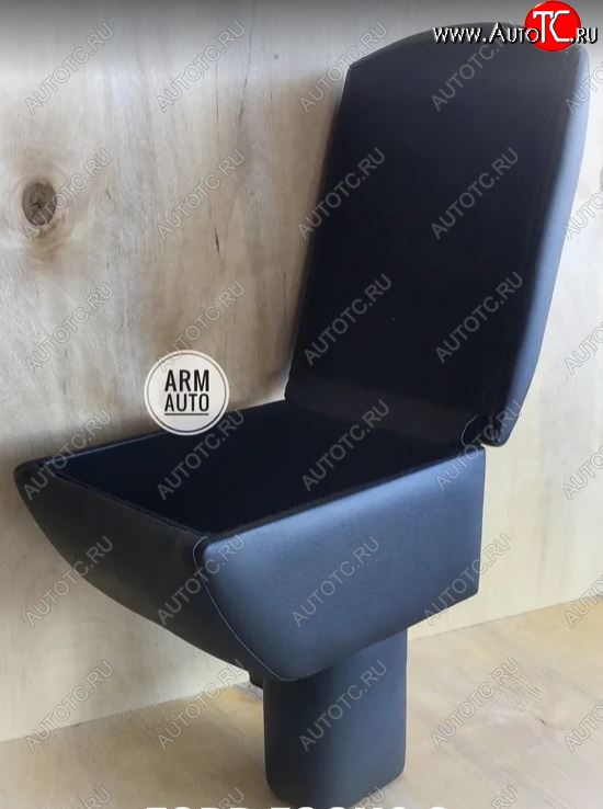 1 849 р. Подлокотник-бар ArmAuto (со ступенькой usb, универсальный) Ford Focus 3 седан рестайлинг (2014-2019)  с доставкой в г. Чебоксары