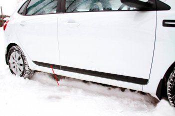 Молдинг двери RA (вариант 1, передний правый) KIA Rio  3 QB (2011-2017) дорестайлинг седан, хэтчбек 5 дв. дорестайлинг, рестайлинг седан, хэтчбек 5 дв. рестайлинг