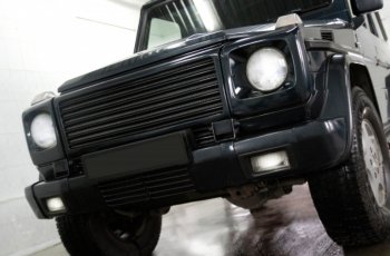 Левая накладка для головной оптики RA Mercedes-Benz G class  W463 (1989-1994) 5 дв. дорестайлинг