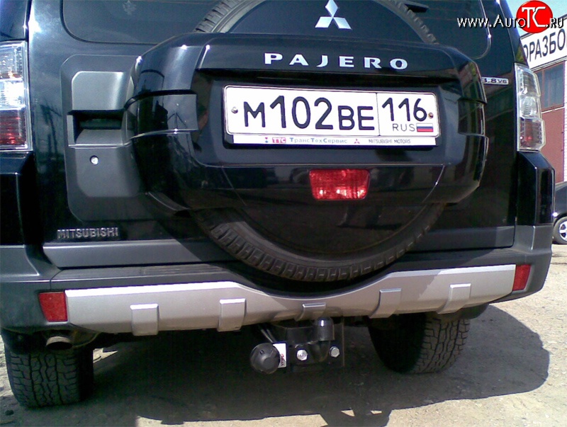8 459 р. Фаркоп (3 дв.) NovLine Mitsubishi Pajero 4 V90 дорестайлинг (2006-2011)  с доставкой в г. Чебоксары