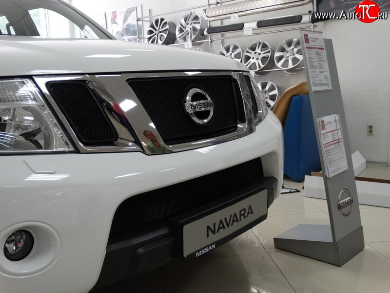 1 469 р. Нижняя сетка на бампер Russtal (черная) Nissan Pathfinder R51 рестайлинг (2009-2014)  с доставкой в г. Чебоксары