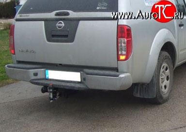 22 699 р. Фаркоп (без пластикового бампера, с металлической защитой) NovLine Nissan Navara 2 D40 дорестайлинг (2004-2010)  с доставкой в г. Чебоксары