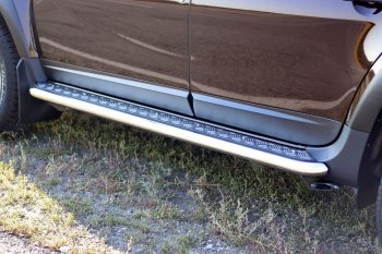 24 999 р. Порожки для ног из трубы Ø51 с алюминиевой площадкой Petroil Tuning Эстонец Nissan Terrano D10 рестайлинг (2016-2022) (Нержавеющая полированная сталь)  с доставкой в г. Чебоксары. Увеличить фотографию 2