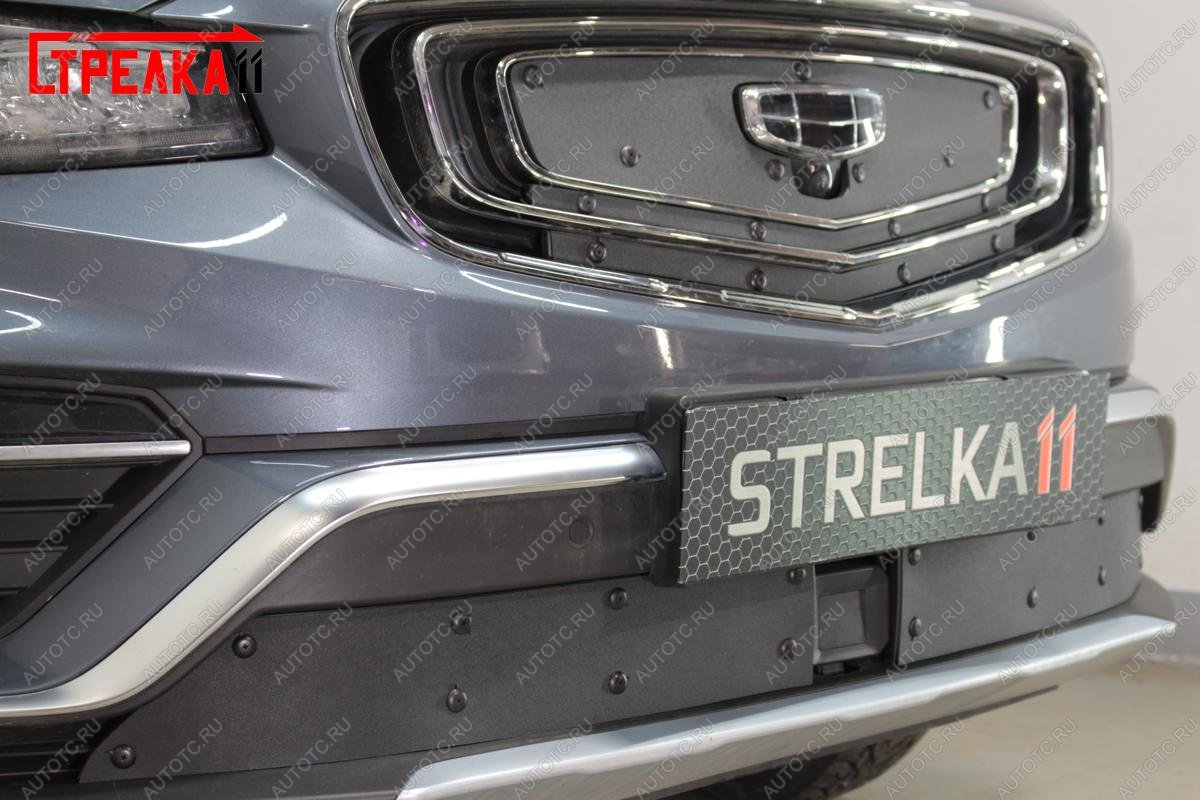 1 479 р. Зимняя заглушка решетки радиатора (верх 3 части) Стрелка11 Geely Atlas Pro NL3 (2019-2025) (черная)  с доставкой в г. Чебоксары
