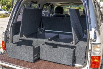 30 999 р. Органайзер в багажник для Toyota Land Cruiser 80 (2 выдвижных ящика+спальник) РФ 080-003  с доставкой в г. Чебоксары. Увеличить фотографию 2