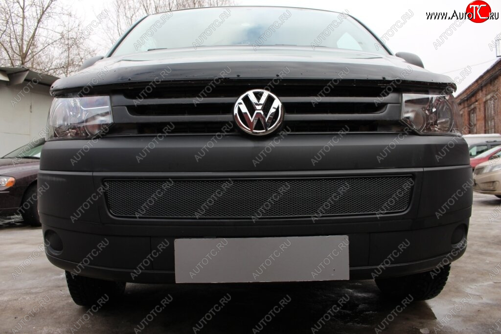 4 299 р. Защитная сетка в бампер (низ, ячейка 4х10 мм) Стрелка11 Премиум Volkswagen Transporter T5 рестайлинг (2009-2015) (Чёрная)  с доставкой в г. Чебоксары