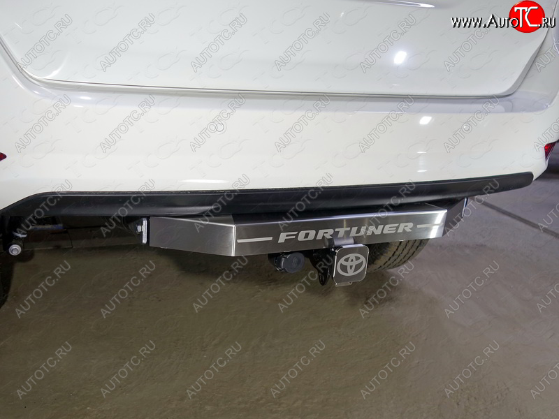 18 999 р. Фаркоп (тягово-сцепное устройство) ТСС Тюнинг Toyota Fortuner AN160 дорестайлинг (2015-2020) (оцинкованный, крюк Е, надпись Fortuner)  с доставкой в г. Чебоксары