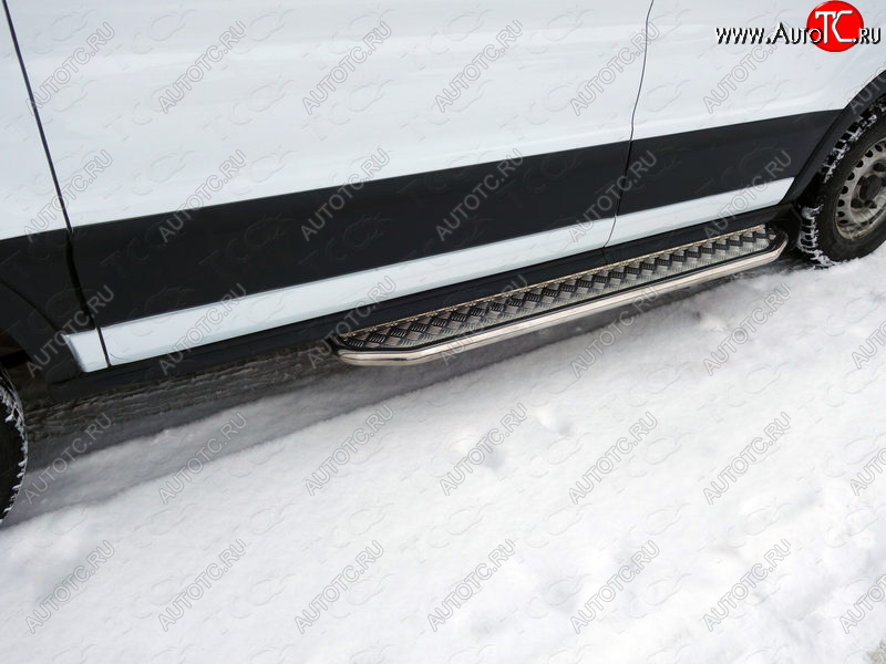 20 849 р. Правый порог с площадкой укороченный d 42,4 мм ТСС Тюнинг Ford Transit цельнометаллический фургон (2014-2022) (серые)  с доставкой в г. Чебоксары