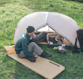2 879 р. Коврик самонадувающийся с подушкой Naturehike, 185х60х2,5 см, песочный Naturehike nh15q002-d-yesn  с доставкой в г. Чебоксары. Увеличить фотографию 5