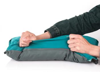1 279 р. Подушка самонадувающаяся Naturehike 46х27х9,5 см, голубая Naturehike nh17a001-l-lb  с доставкой в г. Чебоксары. Увеличить фотографию 4