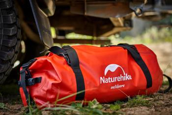 6 899 р. Гермосумка Naturehike 60 л ПВХ (красная) Naturehike nh20fsb03-r60l  с доставкой в г. Чебоксары. Увеличить фотографию 8