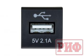 1 239 р. Розетка USB 2,1A для Toyota 22x22 РИФ rif22-4-1014300  с доставкой в г. Чебоксары. Увеличить фотографию 2