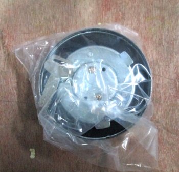 829 р. Крышка топливного бака (с замком, ключом) SD16 SHANTUI 16y-04c-0200007050-21200  с доставкой в г. Чебоксары. Увеличить фотографию 2