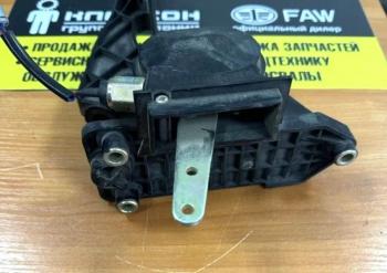 3 599 р. Педаль газа FAW J6 Е2 FAW 1108010-50a  с доставкой в г. Чебоксары. Увеличить фотографию 2
