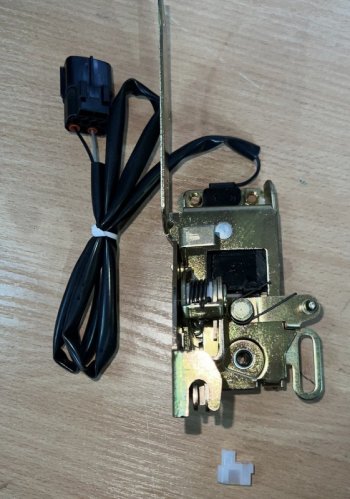 1 659 р. Замок двери правый (механизм) Sitrak VALMO000662    SITRAK 811w62680-6142  с доставкой в г. Чебоксары. Увеличить фотографию 3