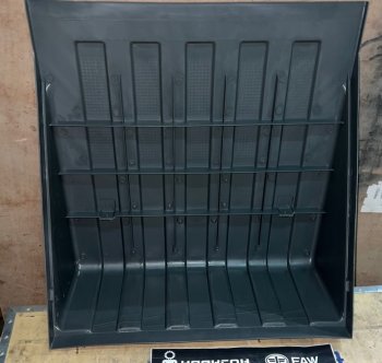 2 899 р. Крышка аккумулятора пластик HOWO T5GA7 AZ9100760102 SITRAK az9100760102  с доставкой в г. Чебоксары. Увеличить фотографию 4