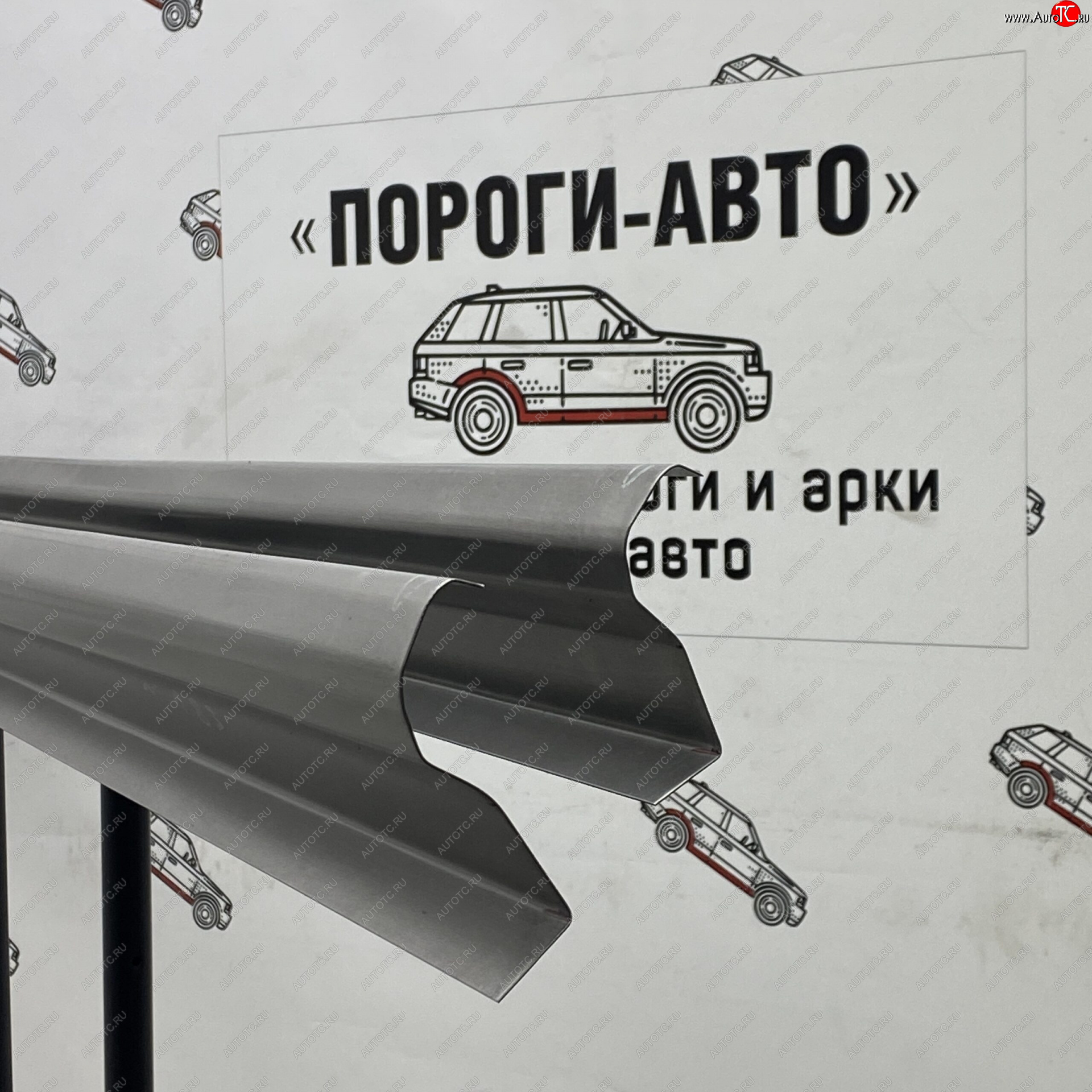 1 989 р. Правый порог (Ремкомплект) Пороги-Авто  Toyota Hilux ( AN10,AN20,  AN20,AN30) (2004-2016) дорестайлинг, 1-ый рестайлинг,  2-ой рестайлинг (холоднокатаная сталь 1 мм)  с доставкой в г. Чебоксары