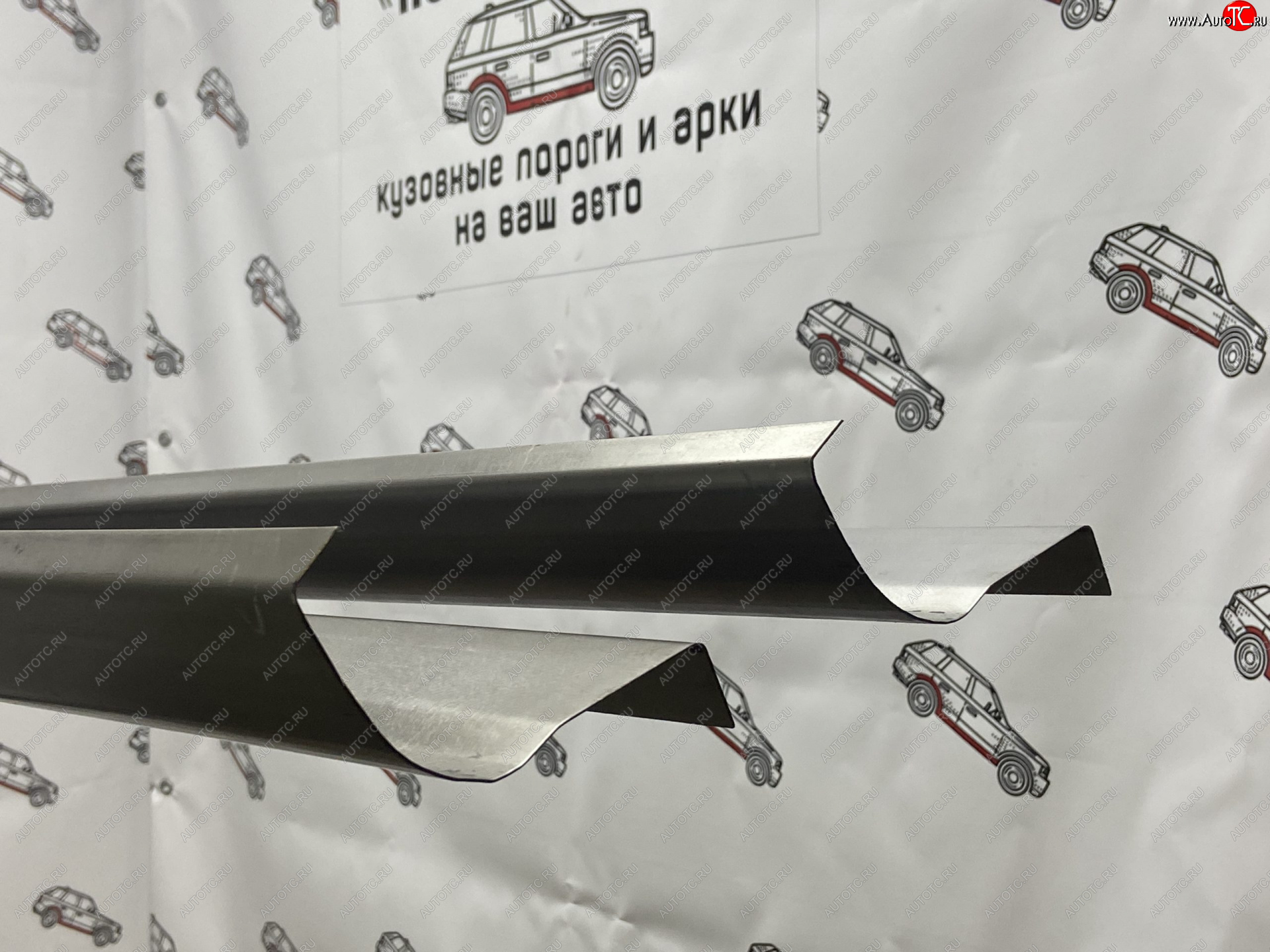 1 989 р. Правый ремонтный порог Пороги-Авто  Ford Mondeo (2000-2007) Mk3,B4Y дорестайлинг, седан, Mk3,BWY дорестайлинг, универсал, Mk3,B4Y рестайлинг, седан, Mk3,BWY рестайлинг, универсал (Холоднокатанная сталь 1 мм)  с доставкой в г. Чебоксары