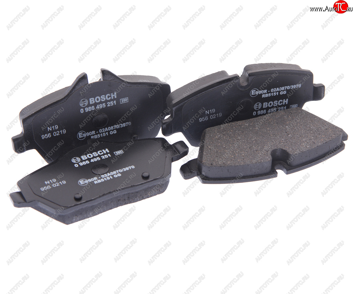 2 779 р. Колодки тормозные передние (4шт.) BOSCH BMW 1 серия E81 хэтчбэк 3 дв. рестайлинг (2007-2012)  с доставкой в г. Чебоксары