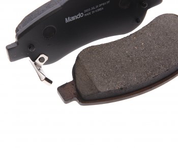 1 549 р. Колодки тормозные передние (4шт.) MANDO Honda CR-V RE1,RE2,RE3,RE4,RE5,RE7 дорестайлинг (2007-2010)  с доставкой в г. Чебоксары. Увеличить фотографию 2