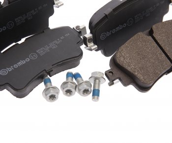 4 949 р. Колодки тормозные задние BREMBO Volkswagen Touareg 2 NF дорестайлинг (2010-2014)  с доставкой в г. Чебоксары. Увеличить фотографию 2