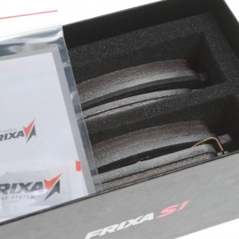 4 499 р. Колодки тормозные задние (4шт.) HANKOOK FRIXA Chevrolet Cruze J300 седан дорестайлинг (2009-2012)  с доставкой в г. Чебоксары. Увеличить фотографию 2