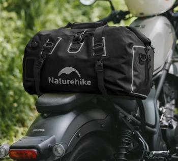 6 399 р. Гермосумка Naturehike 60 л ПВХ (черная)  cnk2450xb015-60b  с доставкой в г. Чебоксары. Увеличить фотографию 10