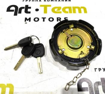 1 879 р. Крышка топливного бака SHACMAN ОРИГИНАЛ SHACMAN dz9118955002397189550020  с доставкой в г. Чебоксары. Увеличить фотографию 2