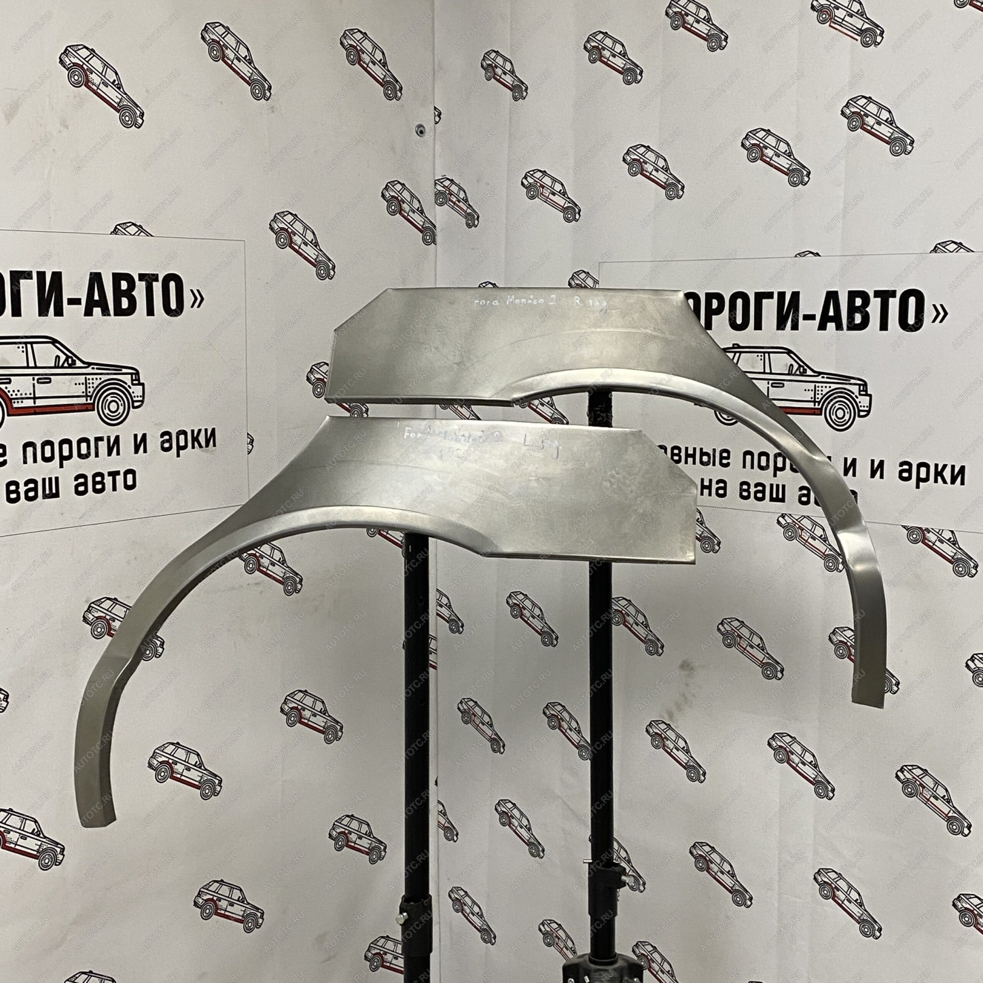 2 199 р. Правая внешняя задняя ремонтная арка ПОРОГИ-АВТО  Ford Mondeo (1996-2000) Mk2,BFP  седан (холоднокатаная сталь 0.8 мм)  с доставкой в г. Чебоксары