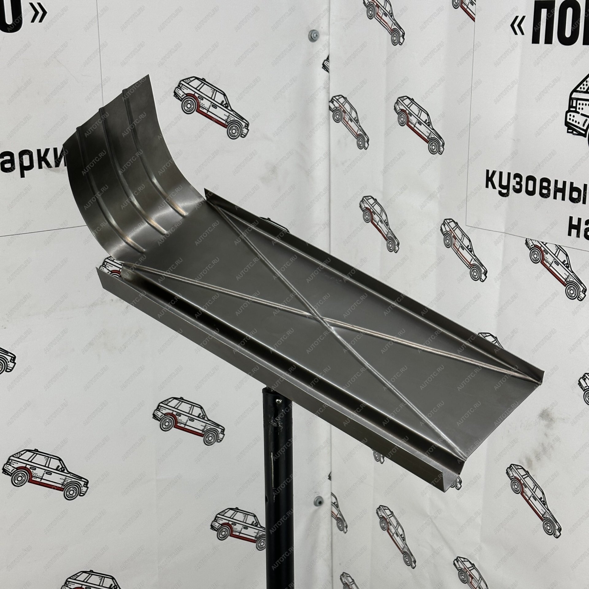 3 399 р. Подножка Ford Transit 7 средняя база  vzghp  с доставкой в г. Чебоксары