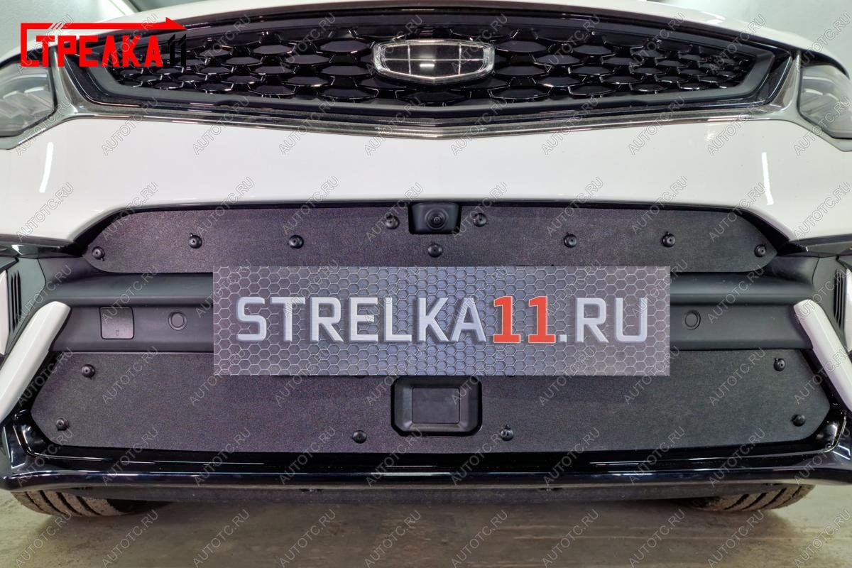 759 р. Зимняя заглушка решетки радиатора (верх с камерой) Стрелка11 Geely Tugella FY11,HPBA4 дорестайлинг (2019-2023) (черная)  с доставкой в г. Чебоксары
