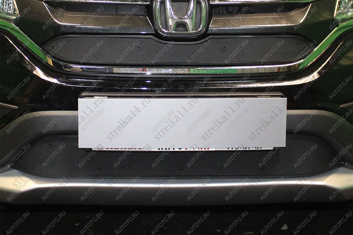 759 р. Зимняя заглушка решетки радиатора (V 2.0, низ) Стрелка11 Honda CR-V RM1,RM3,RM4 рестайлинг (2014-2018) (черная)  с доставкой в г. Чебоксары
