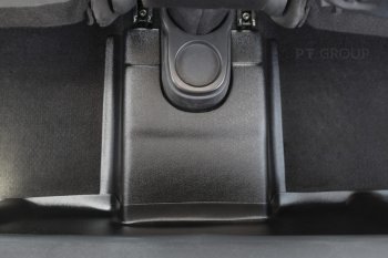 1 799 р. Накладки на ковролин заднего ряда Petroil Tuning Renault Duster HS рестайлинг (2015-2021)  с доставкой в г. Чебоксары. Увеличить фотографию 2