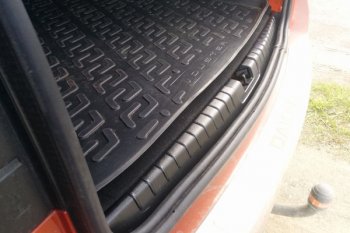 529 р. Накладка в дверной проем багажника Тюн-Авто Renault Duster HS дорестайлинг (2010-2015)  с доставкой в г. Чебоксары. Увеличить фотографию 2