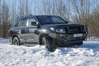75 559 р. Бампер передний силовой РИФ  Toyota Land Cruiser  200 (2007-2015) дорестайлинг, 1-ый рестайлинг (С дополнительными фарами, защитной дугой и защитой бачка омывателя)  с доставкой в г. Чебоксары. Увеличить фотографию 3