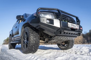 75 559 р. Бампер передний силовой РИФ  Toyota Land Cruiser  200 (2007-2015) дорестайлинг, 1-ый рестайлинг (С дополнительными фарами, защитной дугой и защитой бачка омывателя)  с доставкой в г. Чебоксары. Увеличить фотографию 13