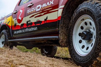 48 179 р. Защита порогов с подножкой РИФ  Isuzu D-Max ( RT85 DoubleCab,  RT85 SingleCab) (2011-2017) дорестайлинг  с доставкой в г. Чебоксары. Увеличить фотографию 3