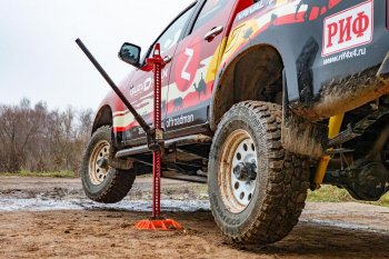 48 179 р. Защита порогов с подножкой РИФ  Isuzu D-Max ( RT85 DoubleCab,  RT85 SingleCab) (2011-2017) дорестайлинг  с доставкой в г. Чебоксары. Увеличить фотографию 7