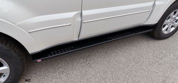 55 239 р. Защита порогов с подножкой РИФ  Mitsubishi Pajero  4 V90 (2006-2020) дорестайлинг, 1-ый рестайлинг, 2-ой рестайлинг  с доставкой в г. Чебоксары. Увеличить фотографию 4