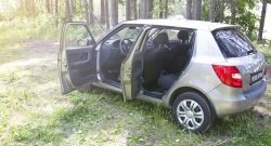 2 059 р. Накладки на порожки автомобиля RA (комплект 4 шт.) Skoda Fabia Mk2 хэтчбэк дорестайлинг (2007-2010)  с доставкой в г. Чебоксары. Увеличить фотографию 2