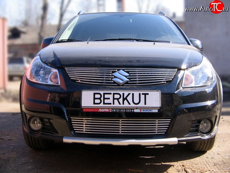 5 499 р. Декоративная вставка воздухозаборника (хетчбек) Berkut Suzuki SX4 GYA,GYB  рестайлинг, хэтчбэк (2010-2016)  с доставкой в г. Чебоксары