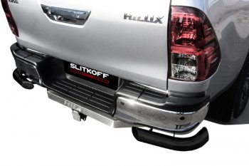 8 999 р. Защита заднего бампера Slitkoff (Ø 76 мм, уголки) Toyota Hilux AN120 1-ый рестайлинг (2017-2020) (Сталь с полимерным покрытием. Цвет: черный)  с доставкой в г. Чебоксары. Увеличить фотографию 2