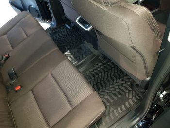 1 999 р. Комплект ковриков в салон Aileron 3D Toyota Fortuner AN160 дорестайлинг (2015-2020)  с доставкой в г. Чебоксары. Увеличить фотографию 3