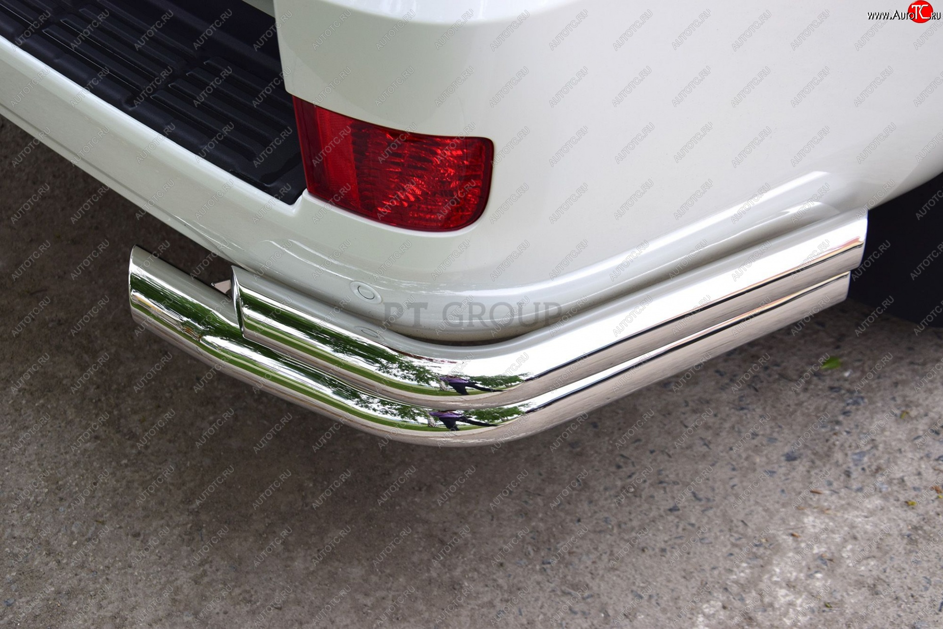 23 999 р. Защита заднего бампера Petroil Tuning (уголки двойные, d63/51)  Toyota Land Cruiser  200 (2015-2021) 2-ой рестайлинг (Нержавеющая полированная сталь)  с доставкой в г. Чебоксары
