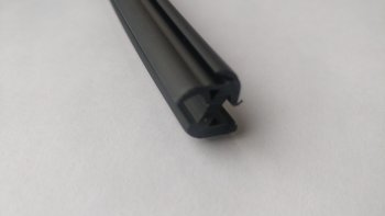 195 р. Универсальный уплотнитель FlexLine (8 mm U-LIP 2 лепестка, 1 погонный метр) Lexus NX200T Z10 (2014-2017)  с доставкой в г. Чебоксары. Увеличить фотографию 2