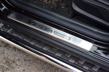 2 099 р. Пороги накладки в проем дверей Cross Petroil Tuning Лада Веста SW 2181 универсал дорестайлинг (2017-2022) (Нержавейка)  с доставкой в г. Чебоксары. Увеличить фотографию 2