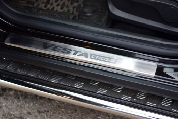 2 099 р. Пороги накладки в проем дверей Cross Petroil Tuning Лада Веста SW 2181 универсал дорестайлинг (2017-2022) (Нержавейка)  с доставкой в г. Чебоксары. Увеличить фотографию 3