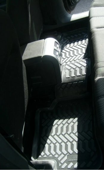 1 739 р. Коврики салона Aileron (3D с подпятником) Volkswagen Passat B6 седан (2005-2011)  с доставкой в г. Чебоксары. Увеличить фотографию 4